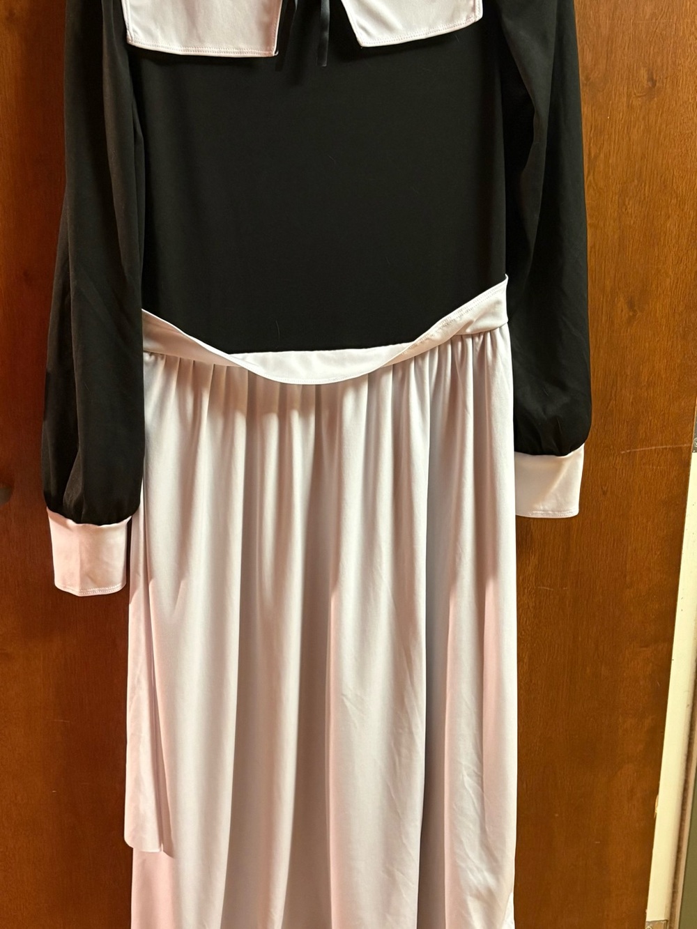 Black and White Pilgrim Costume